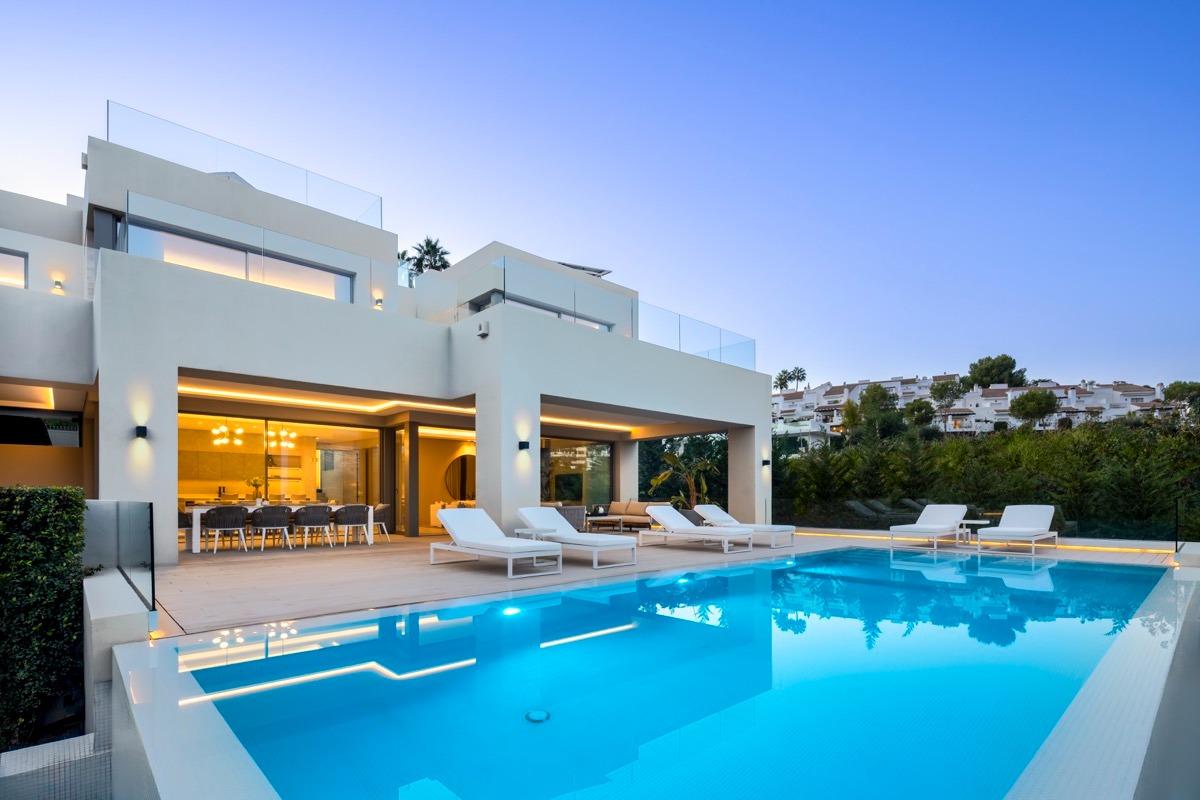 Villa moderna en Nueva Andalucía, Marbella