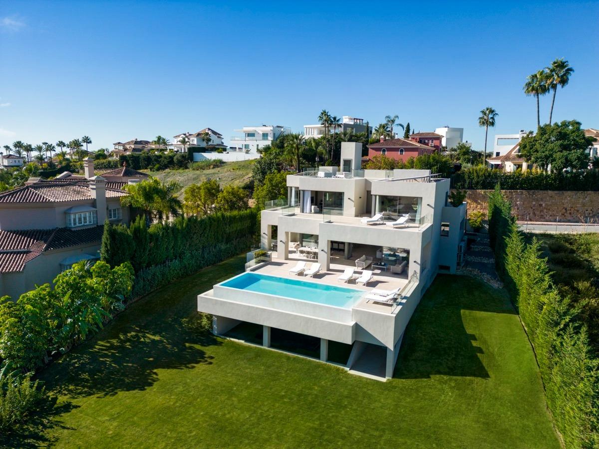 Villa moderna en Nueva Andalucía, Marbella