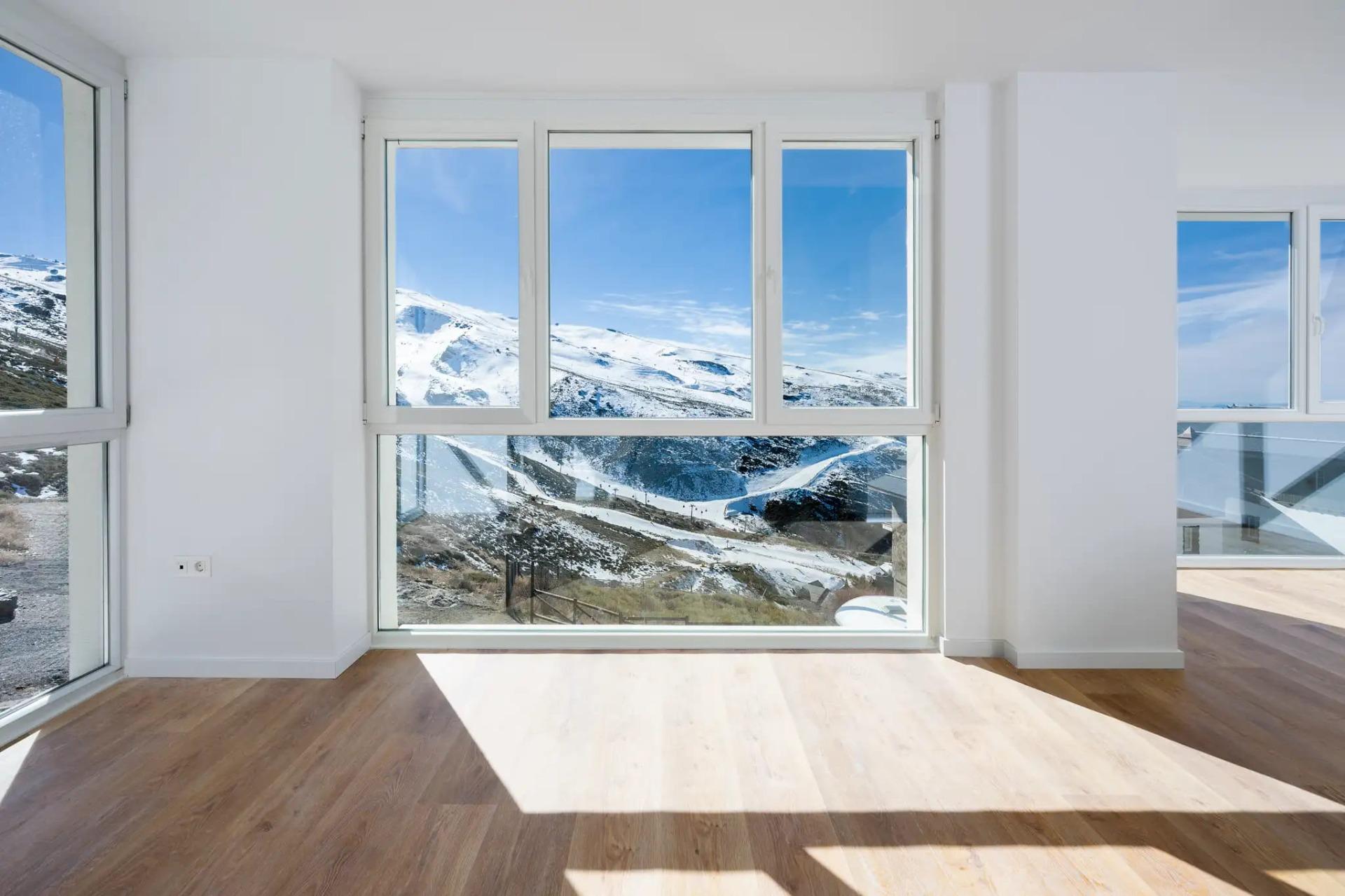 Promoción de 20 estudios y apartamentos en Sierra Nevada
