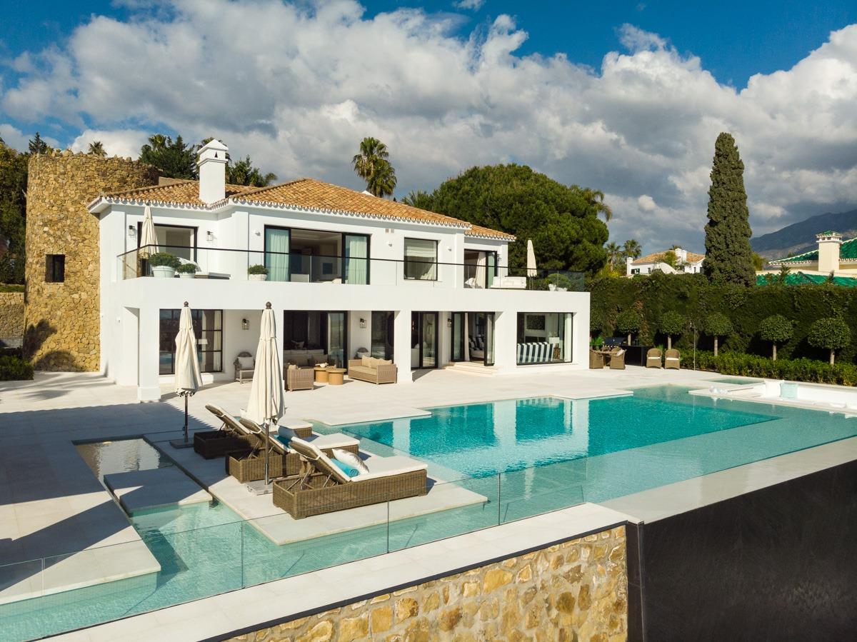 Villa en Nueva Andalucía, Marbella