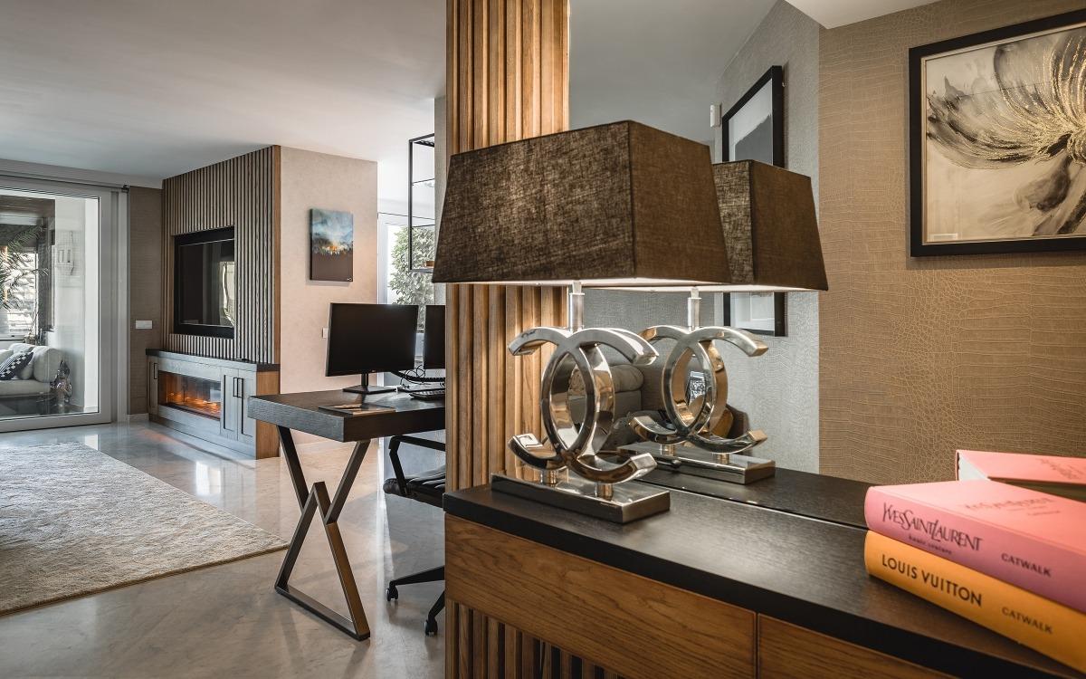 Apartamento en 1ª línea de playa en la Milla de Oro de Marbella