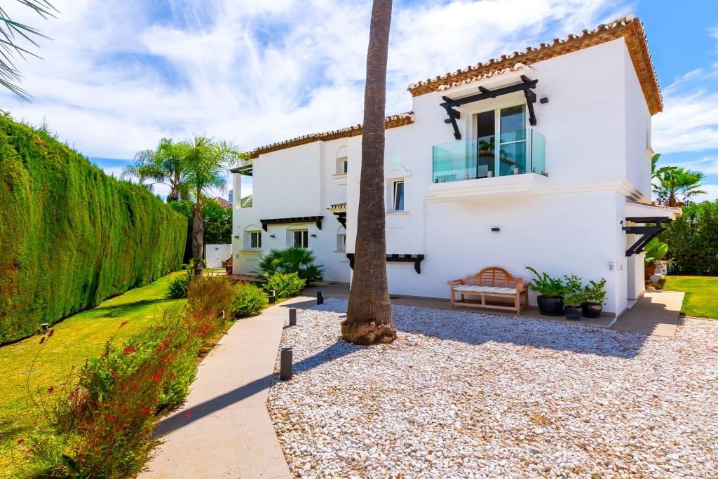 Villa reformada en Nueva Andalucía, Marbella