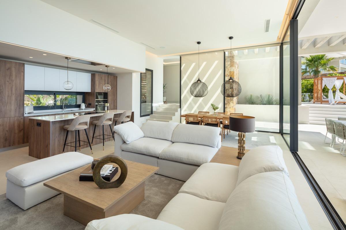 Villa de lujo en el Valle del Golf de Nueva Andalucía, Marbella
