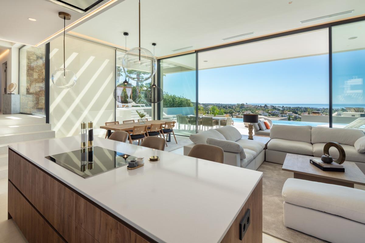 Villa de lujo en el Valle del Golf de Nueva Andalucía, Marbella