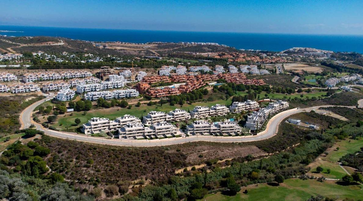 Promoción de viviendas en Casares Costa
