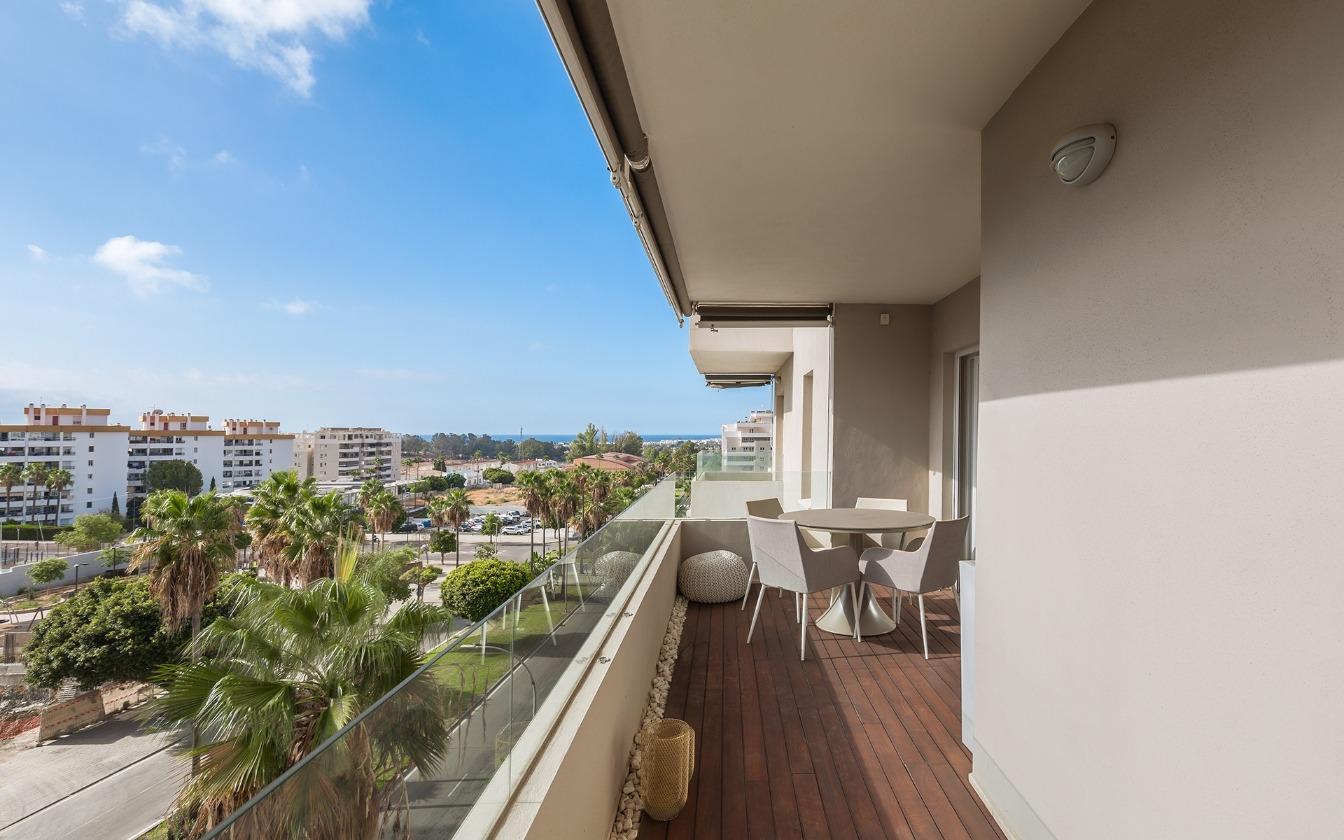 Apartamento en Los Albatros, Nueva Andalucía