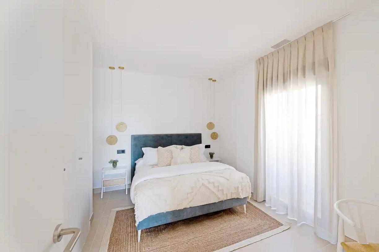 Promoción de apartamentos en Casares Costa