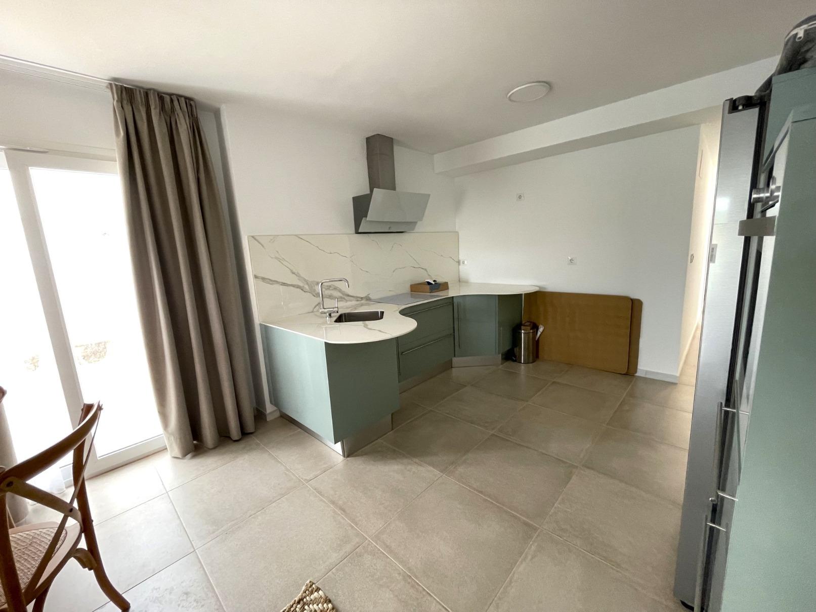 Vivienda a estrenar con piscina privada en Atlanterra
