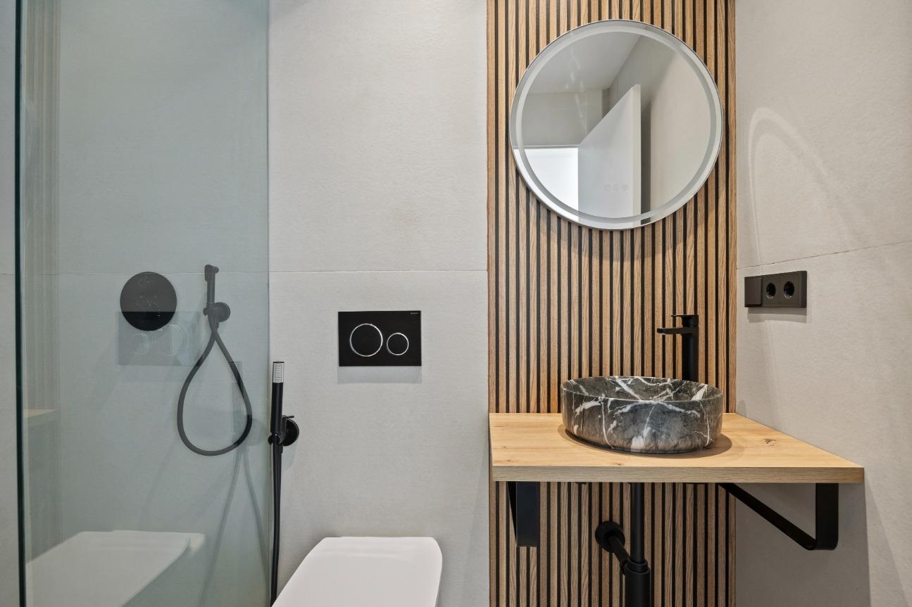 Ático dúplex con jacuzzi privado en El Paraíso, Estepona