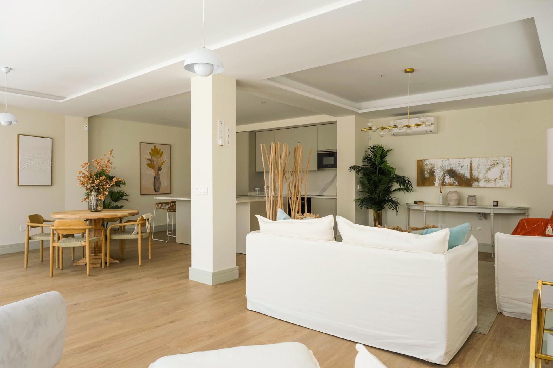 Neue Erdgeschosswohnung in Málaga Stadt