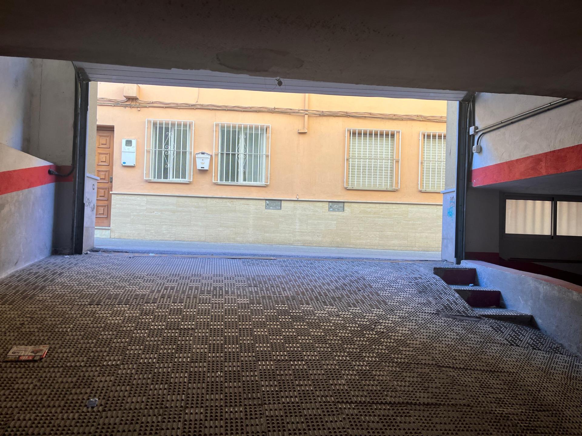 Plaza de garaje en Maracena