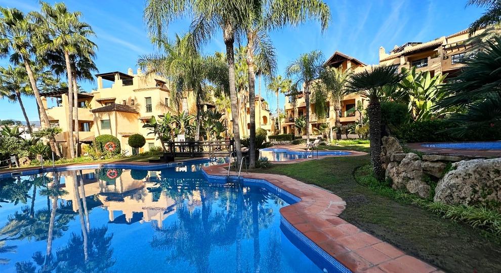 Apartamento en el Campanario Golf, Estepona