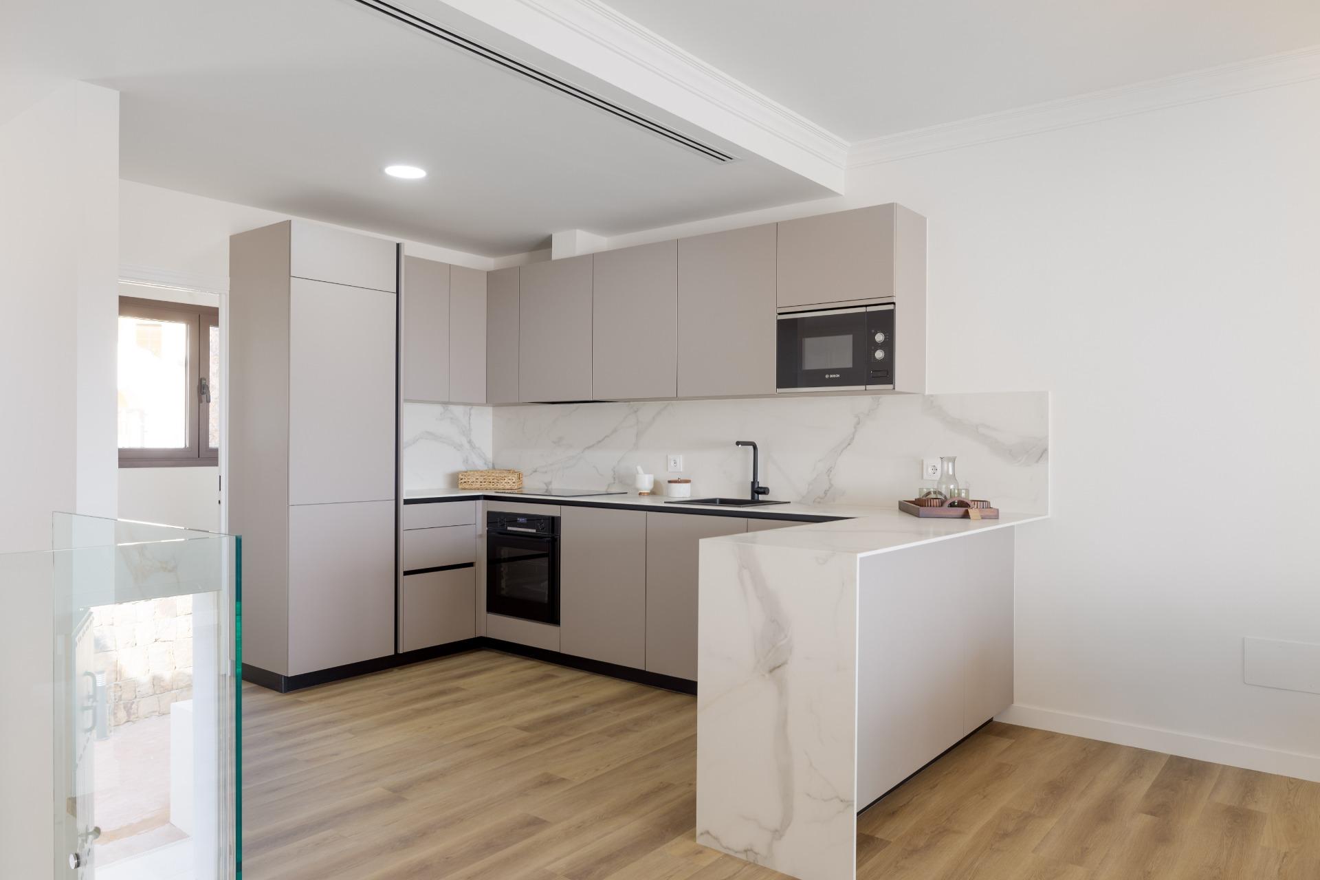 Casas adosadas en primera línea de golf en Estepona