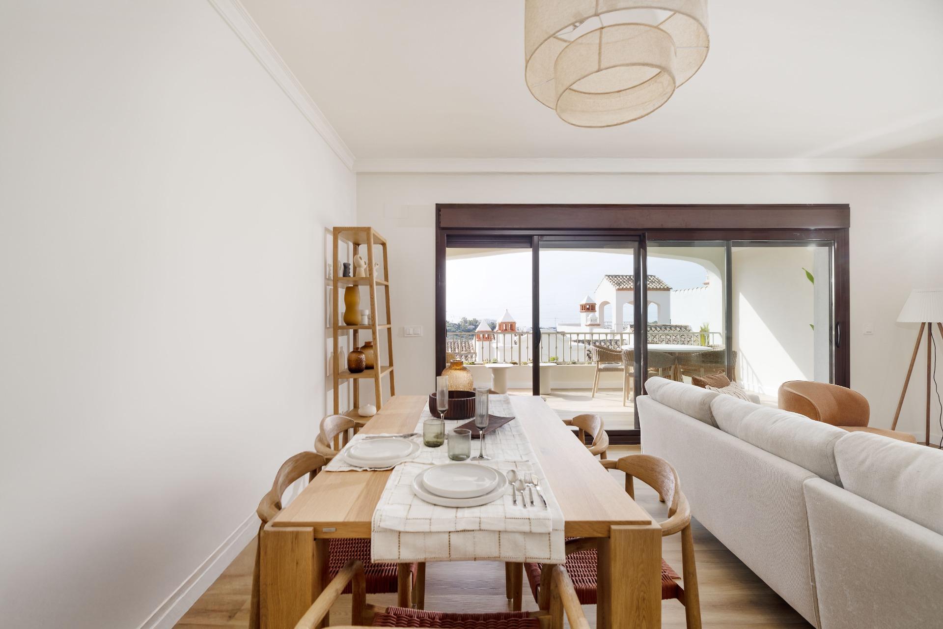 Casas adosadas en primera línea de golf en Estepona