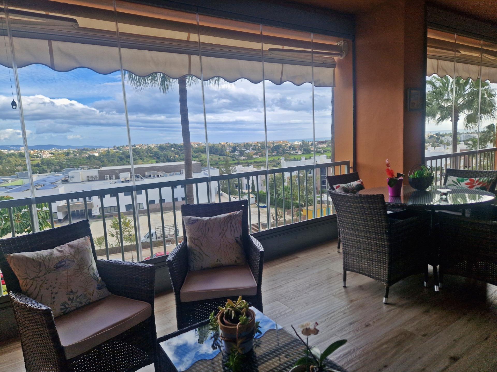 Apartamento con vistas al mar en Estepona