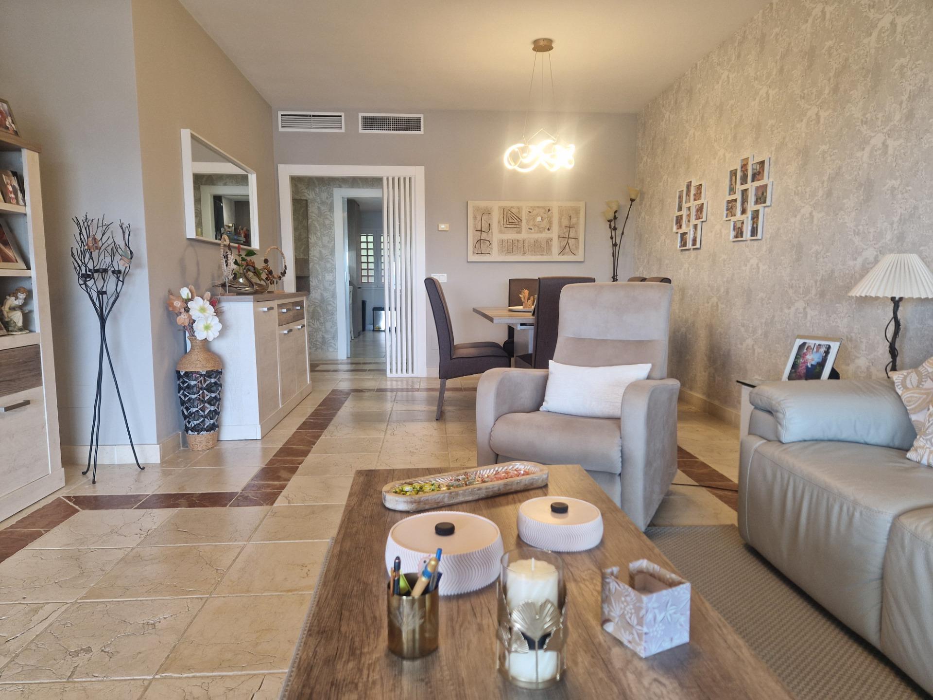 Apartamento con vistas al mar en Estepona