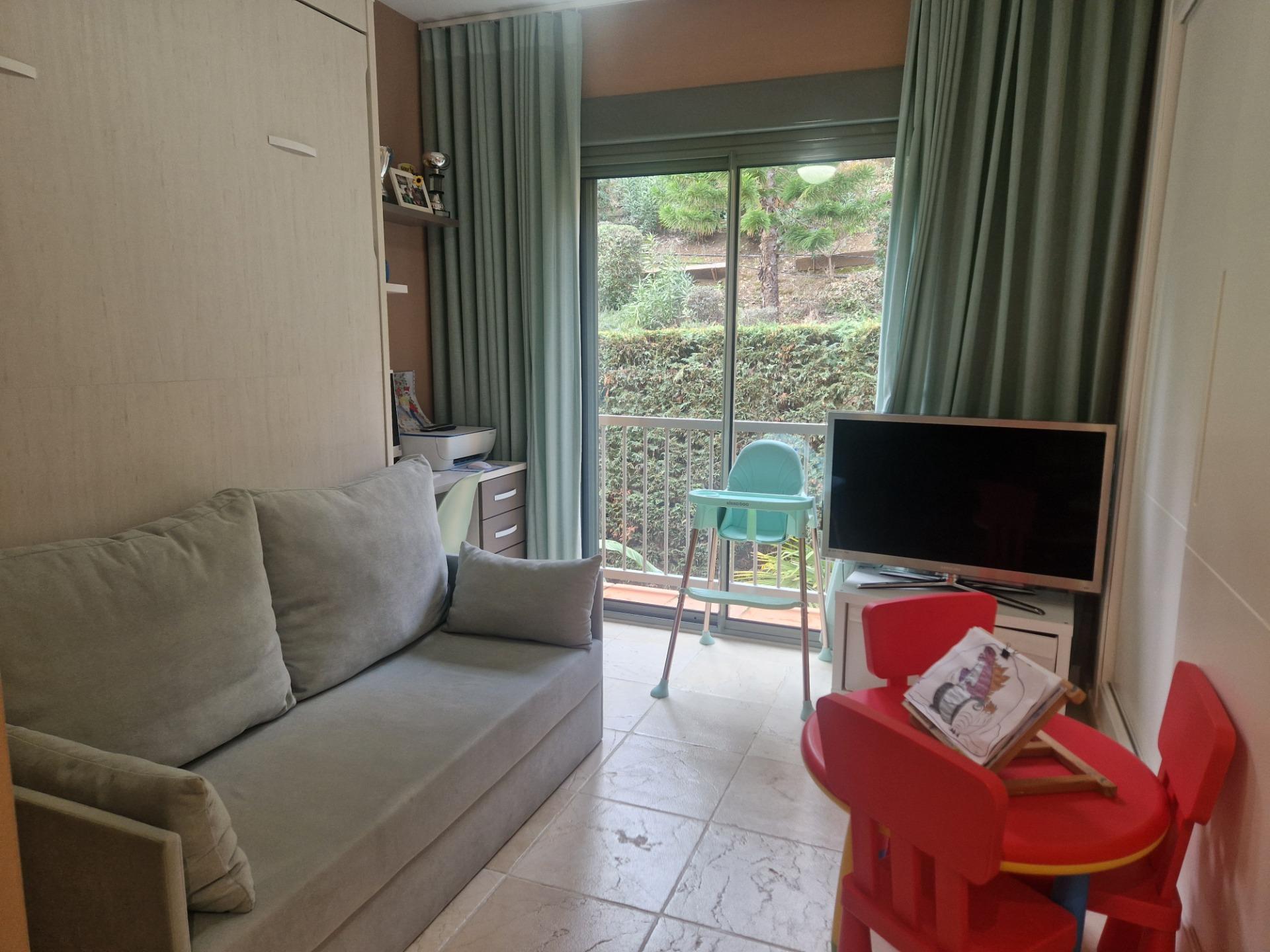 Apartamento con vistas al mar en Estepona