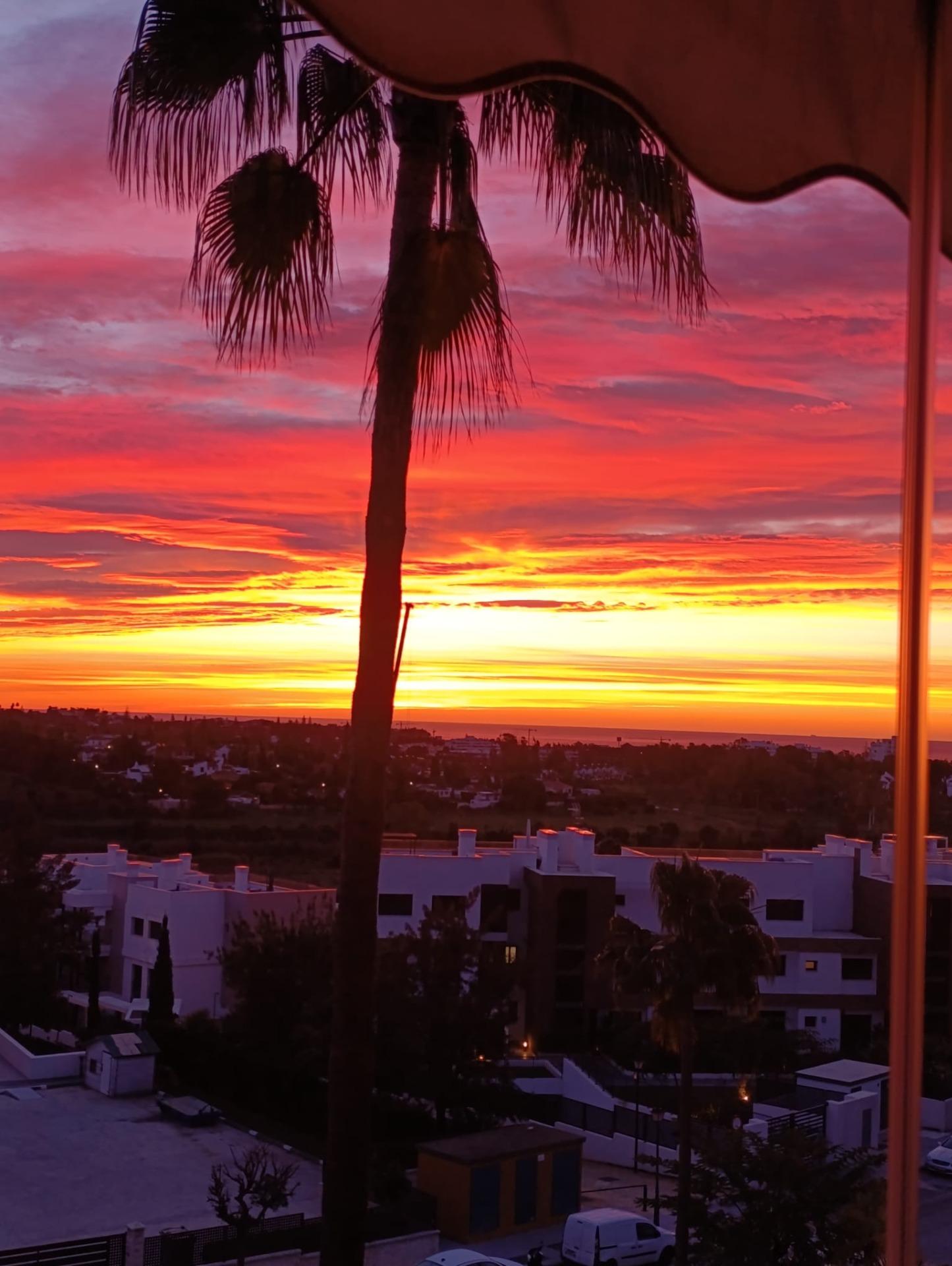 Apartamento con vistas al mar en Estepona