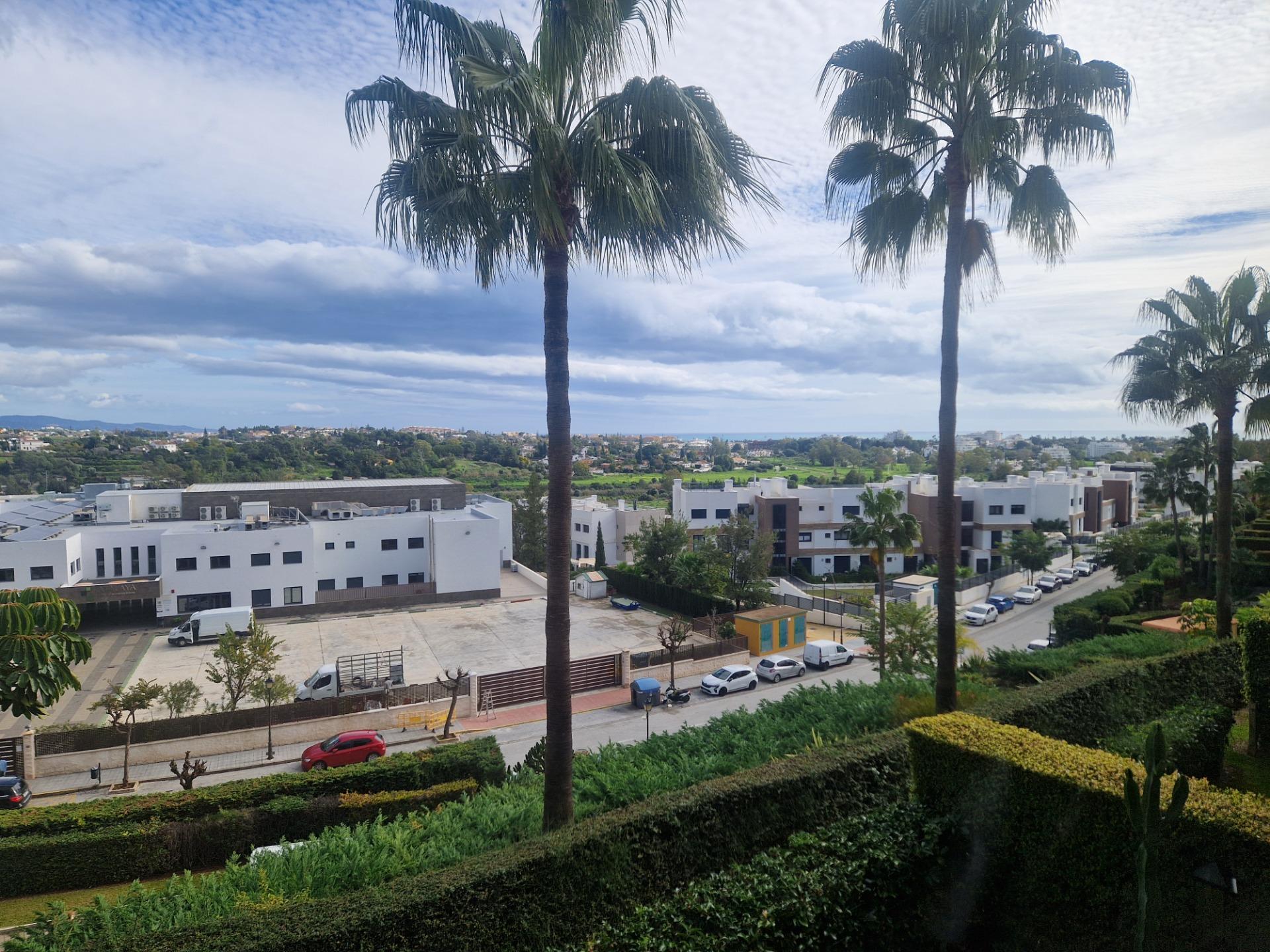 Apartamento con vistas al mar en Estepona