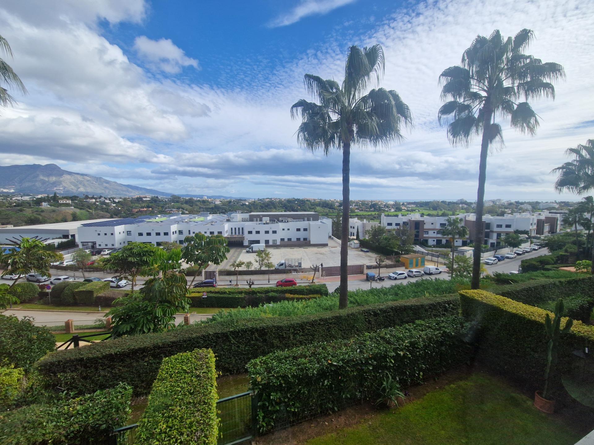 Apartamento con vistas al mar en Estepona