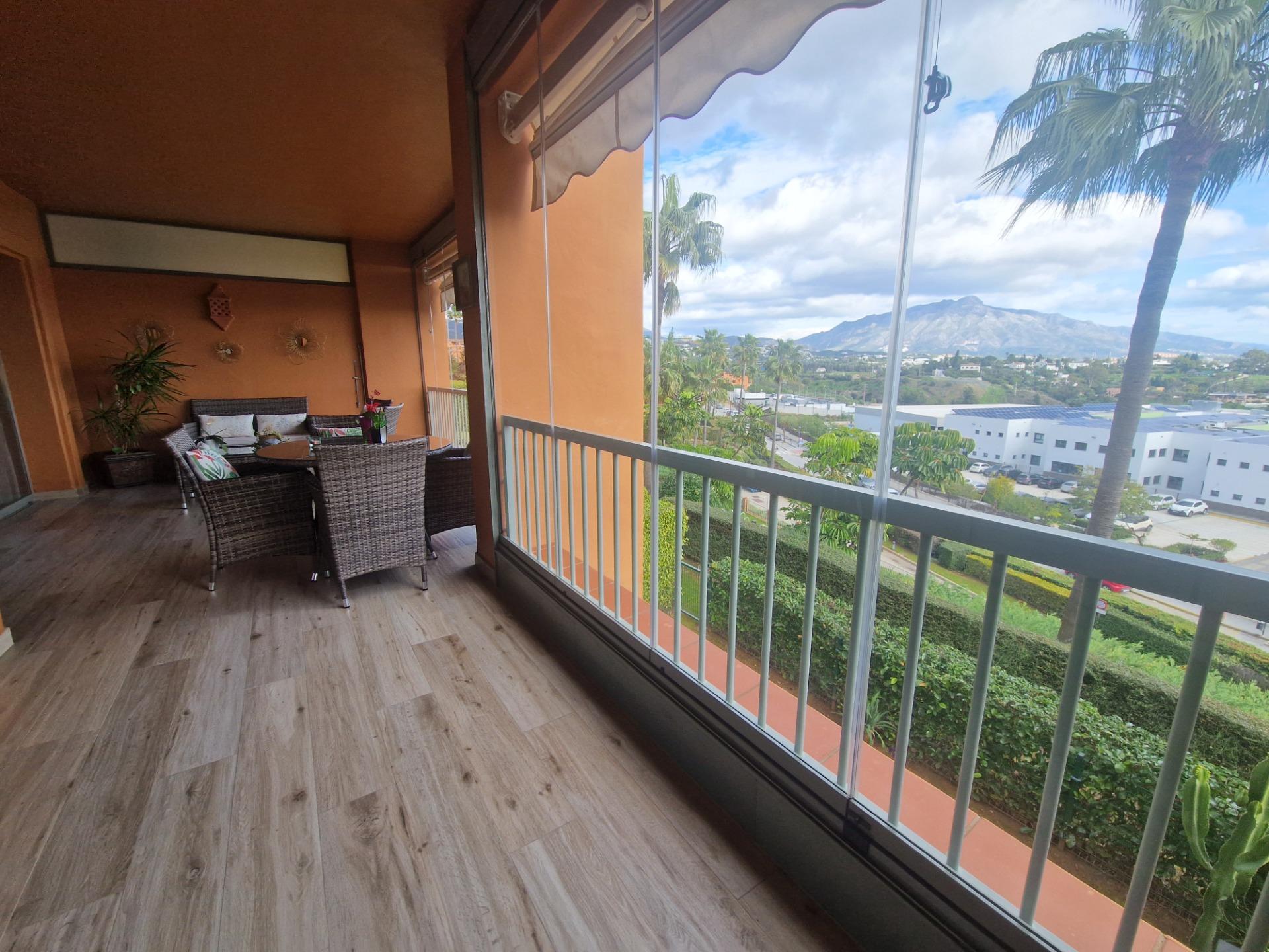 Apartamento con vistas al mar en Estepona