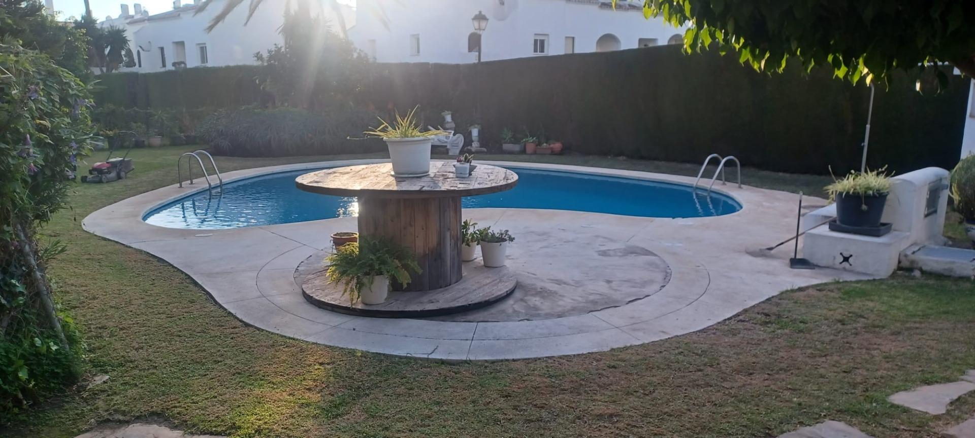 Chalet adosado en Bel-Air, Estepona