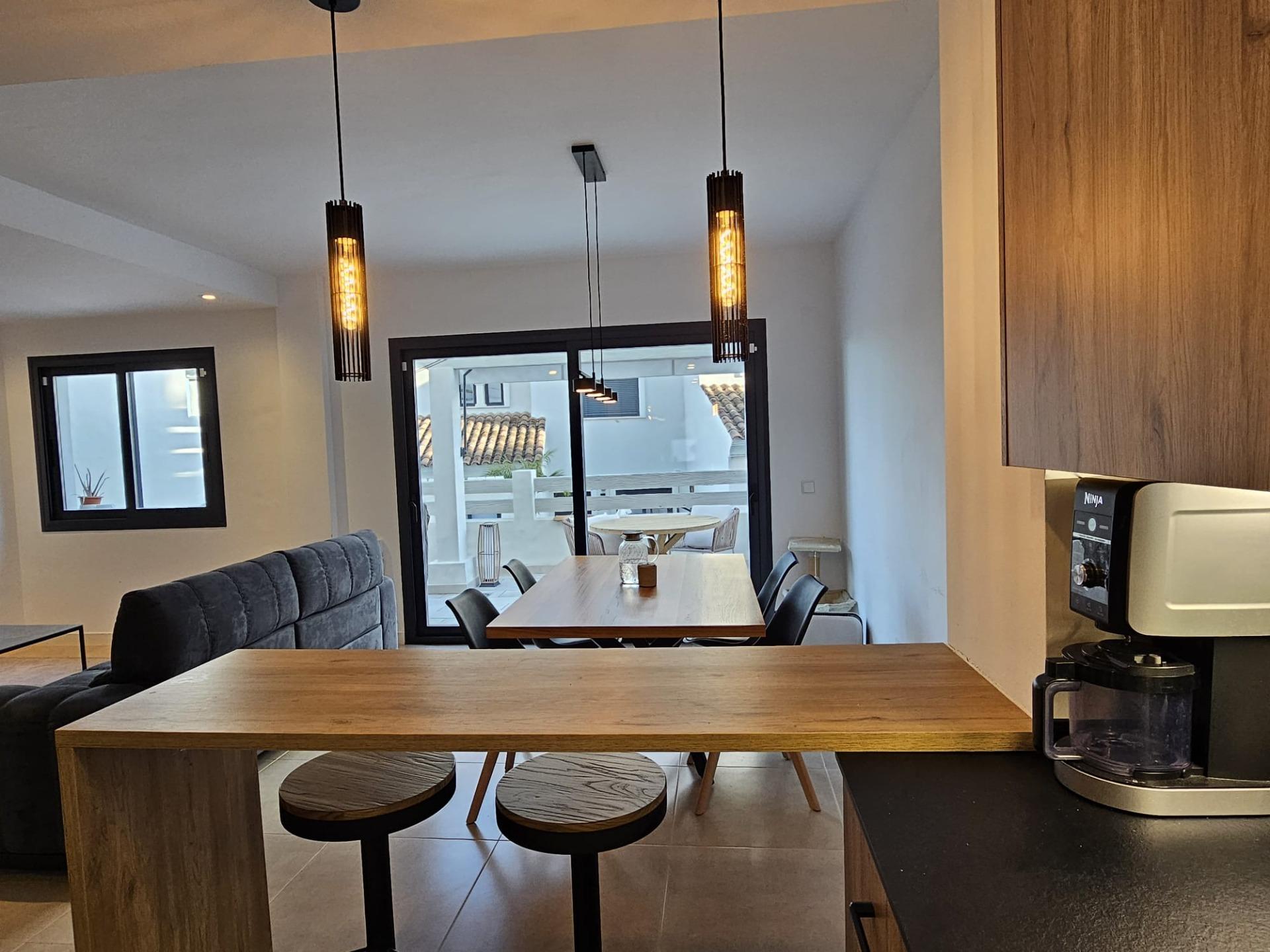 Exclusiva vivienda con solárium, amplias terrazas y garaje privado en El Paraíso
