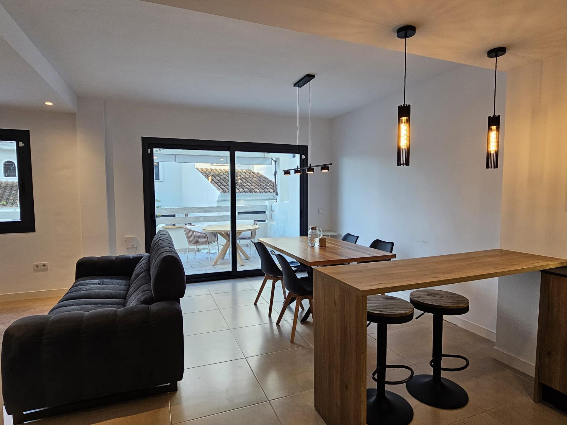 Exclusiva vivienda con solárium, amplias terrazas y garaje privado en El Paraíso