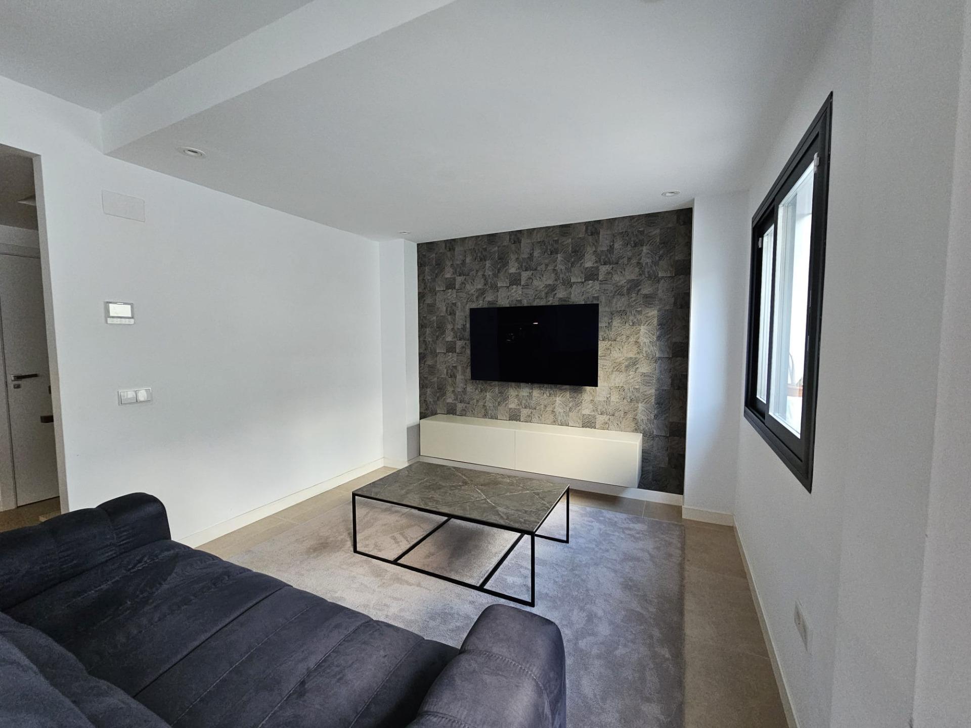 Exclusiva vivienda con solárium, amplias terrazas y garaje privado en El Paraíso