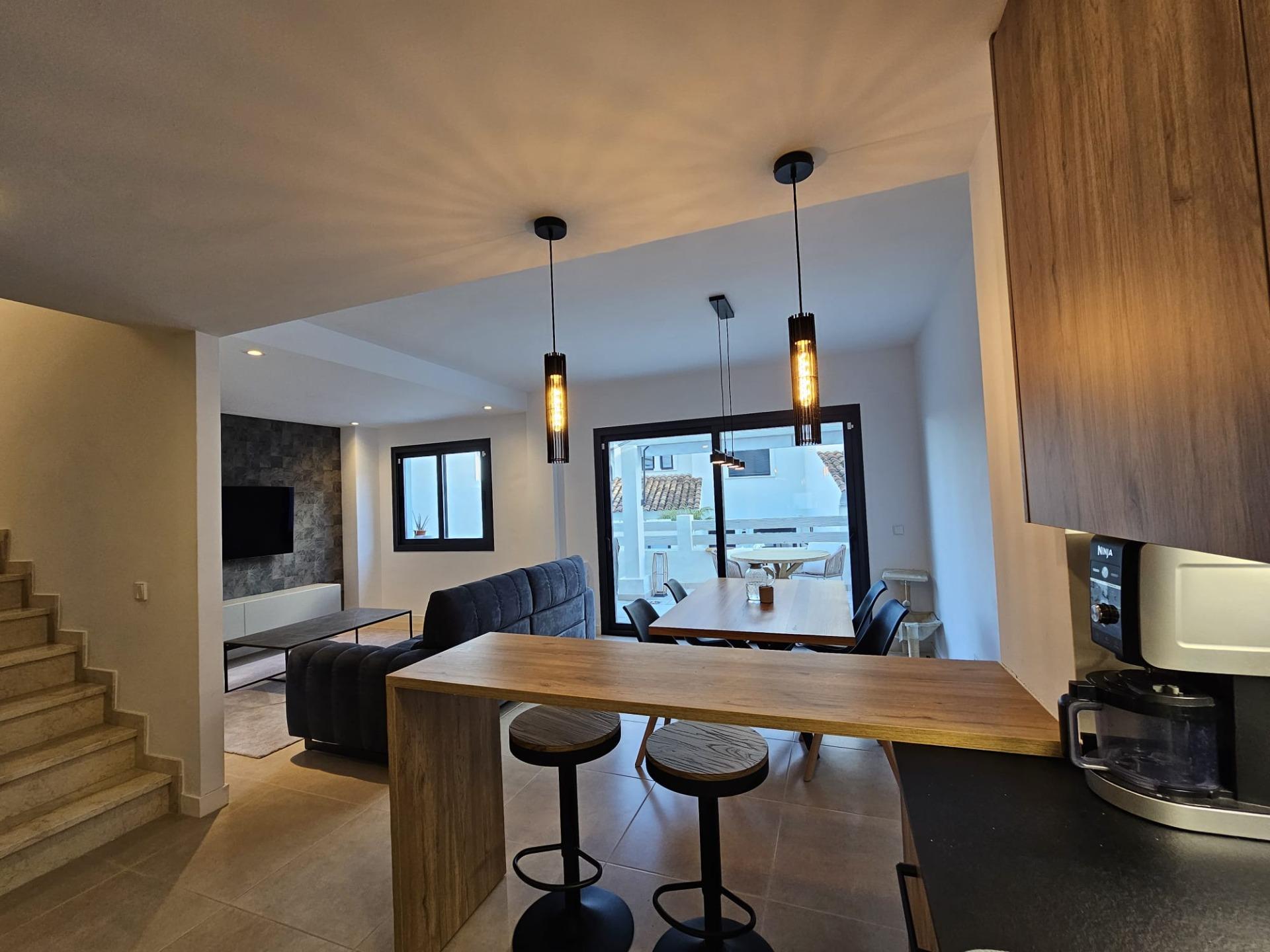 Exclusiva vivienda con solárium, amplias terrazas y garaje privado en El Paraíso