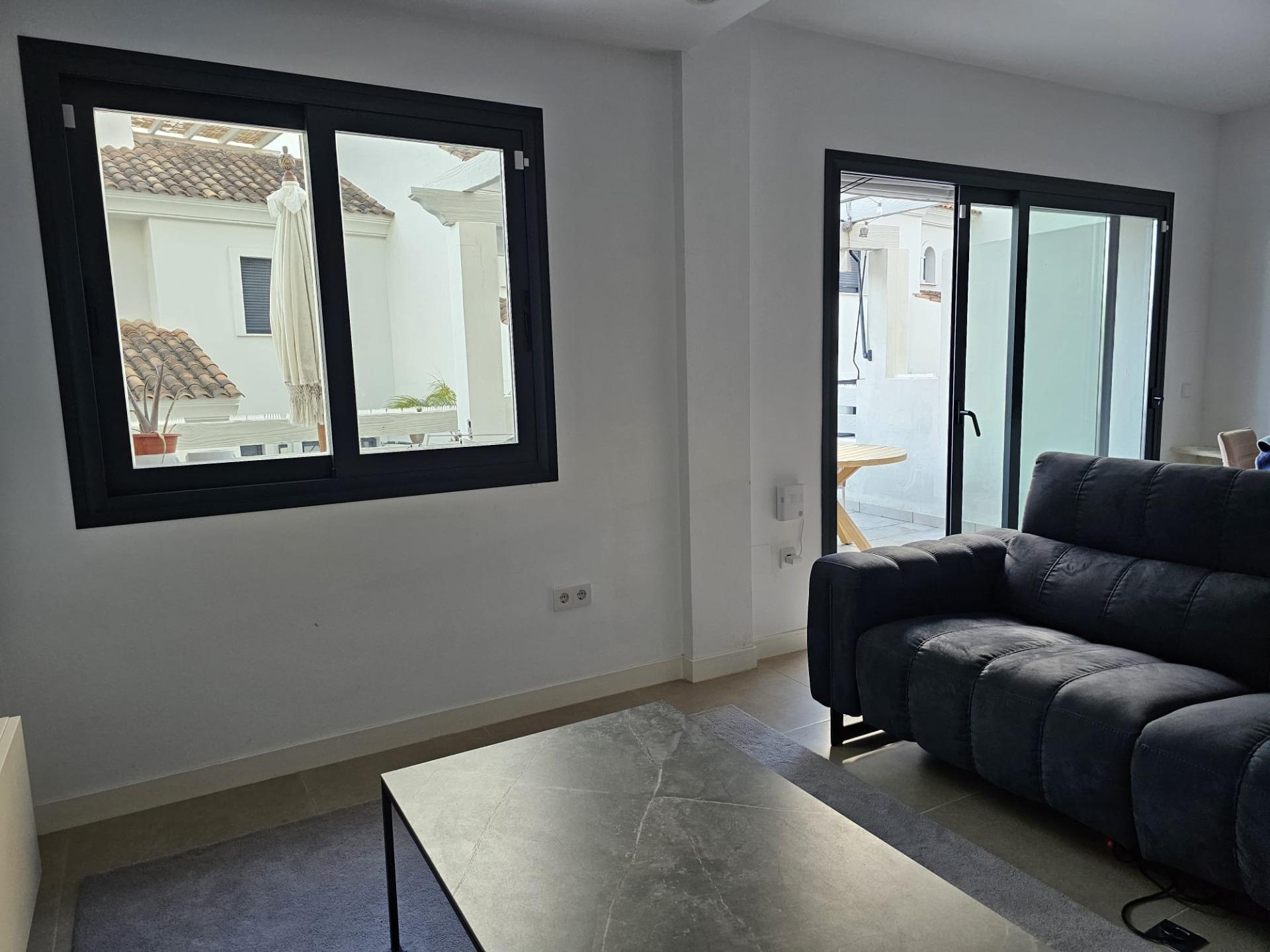 Exclusiva vivienda con solárium, amplias terrazas y garaje privado en El Paraíso
