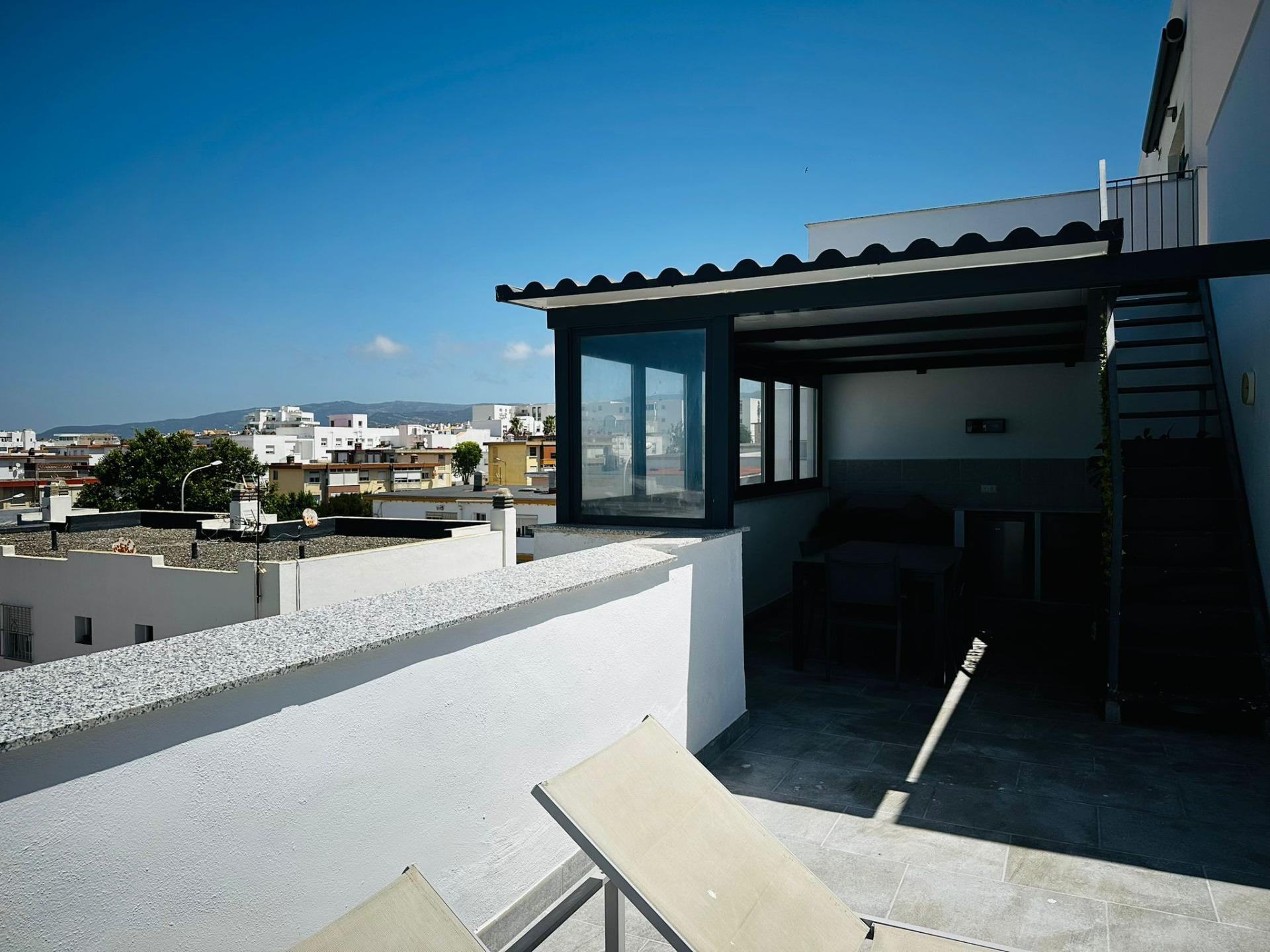 Ático Dúplex de Obra Nueva Exclusivo en Tarifa con Vistas al Mar