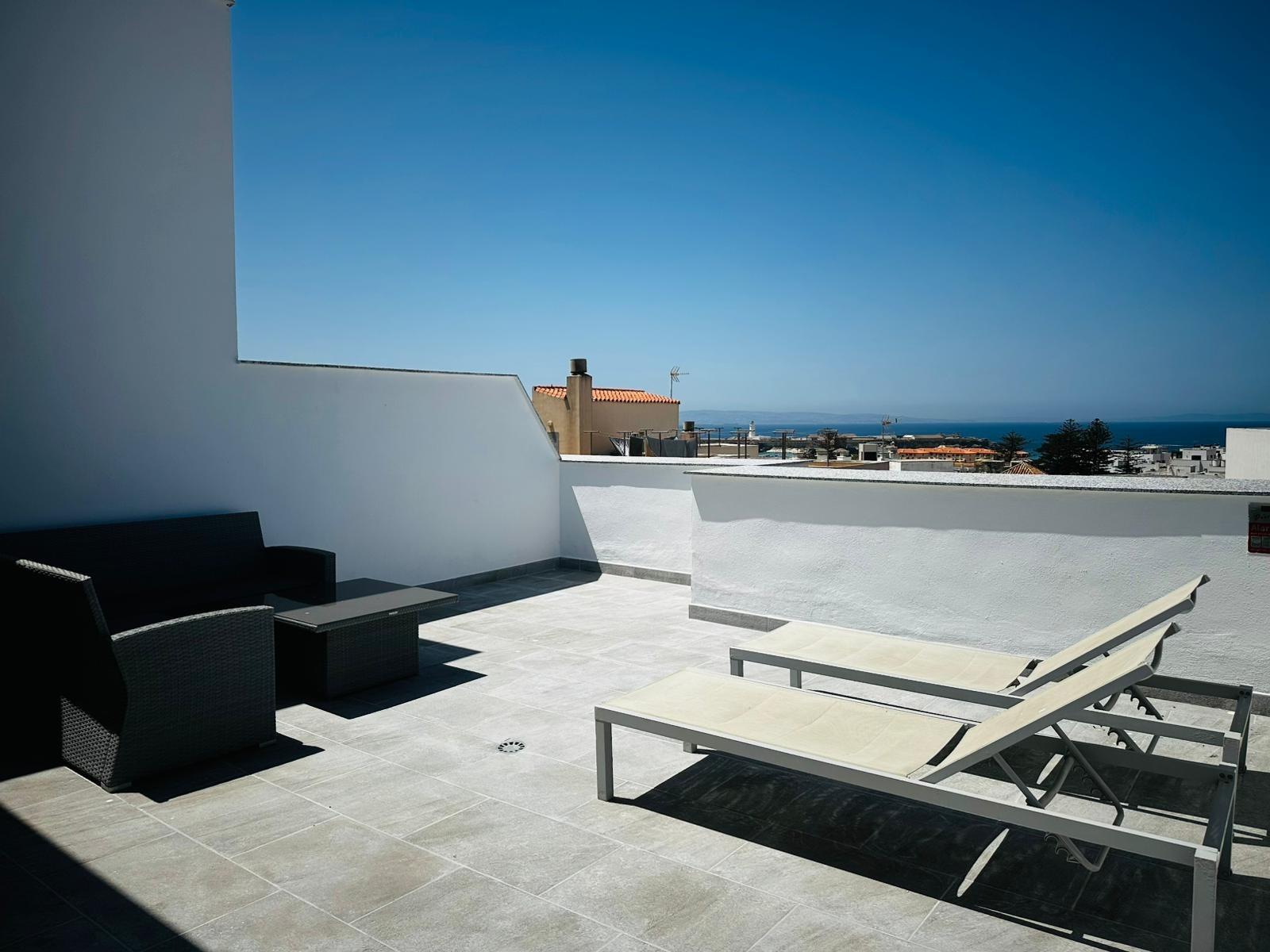 Ático Dúplex de Obra Nueva Exclusivo en Tarifa con Vistas al Mar