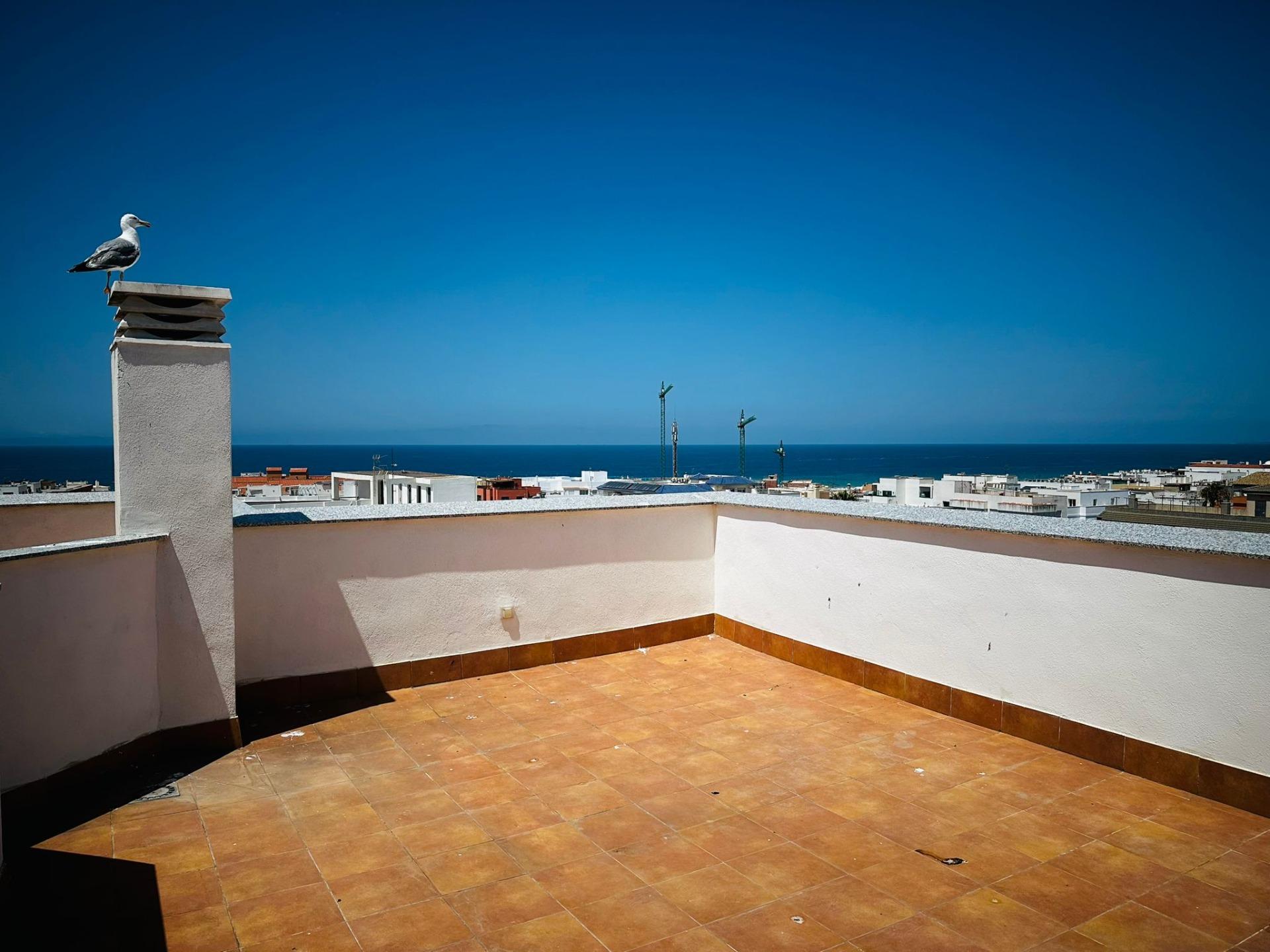 Ático Dúplex de Obra Nueva Exclusivo en Tarifa con Vistas al Mar
