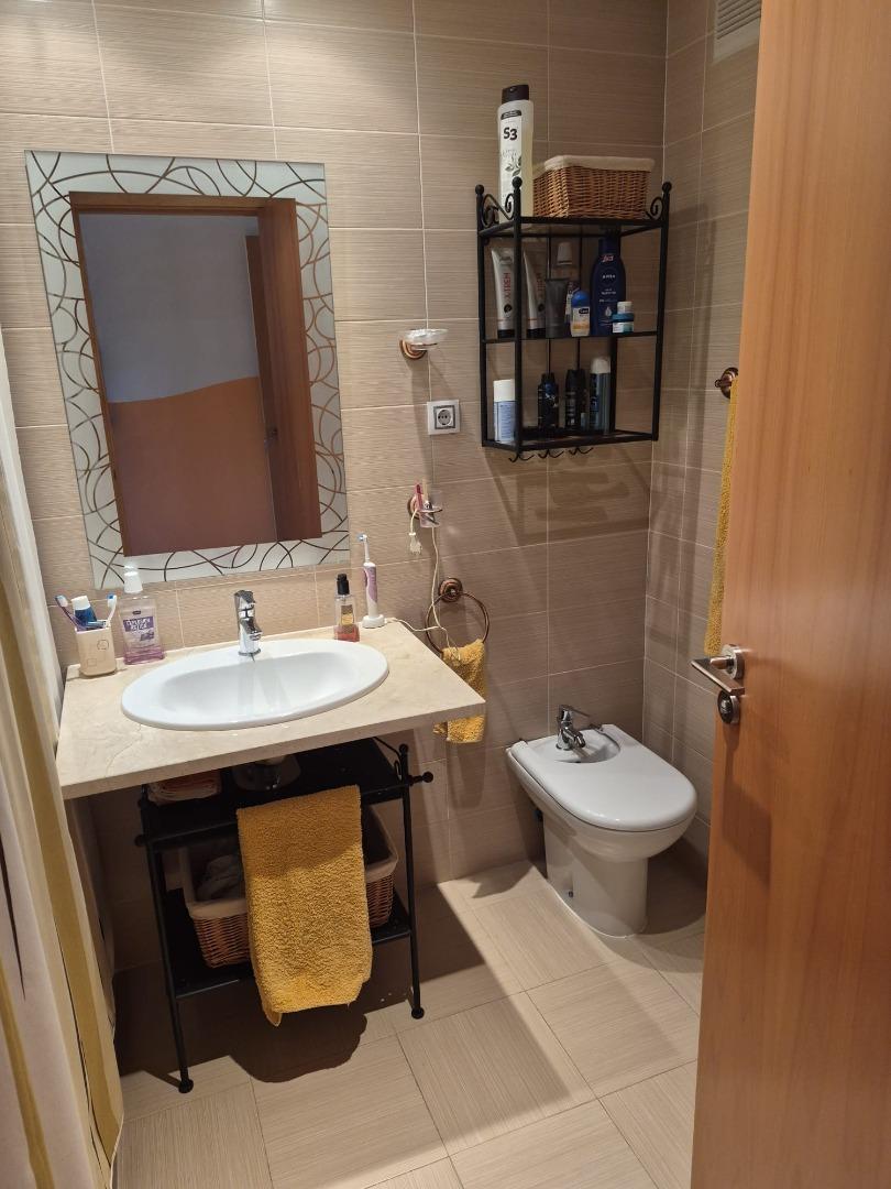 Vivienda de 2 dormitorios con gran terraza, garaje y trastero en Mijas