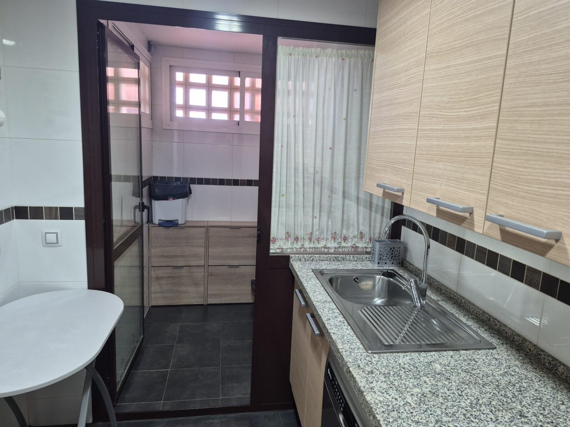 Vivienda de 2 dormitorios con gran terraza, garaje y trastero en Mijas