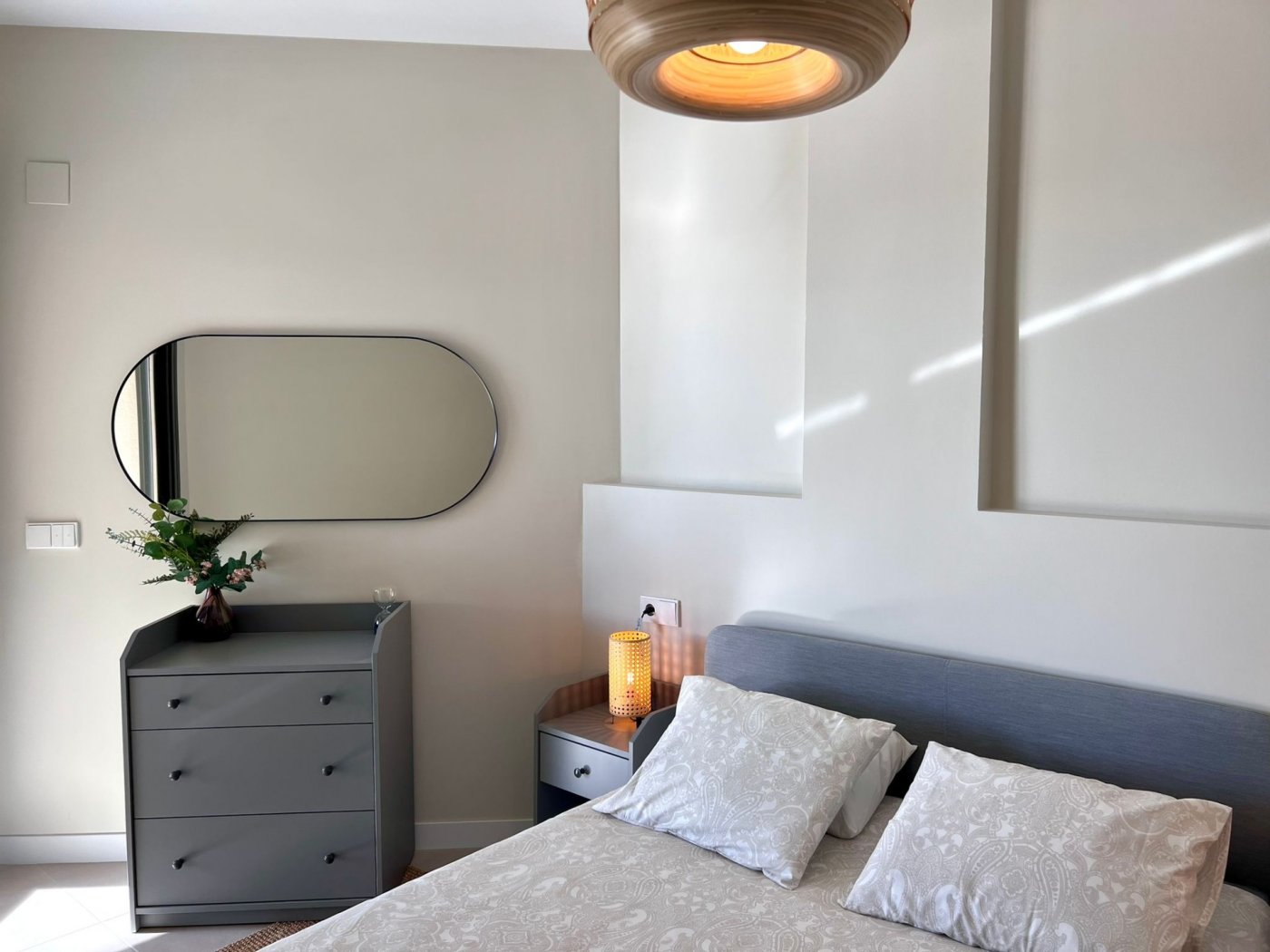 Moderno apartamento de 2 dormitorios entre Torre del Mar y Rincón de la Victoria